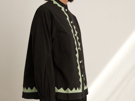 Alpha Buttondown- Zig Zag  Appliqué - Black Grasshopper Hot on Sale