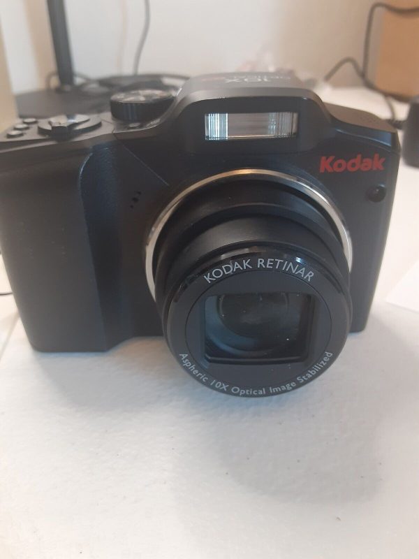 Used Kodak EasyShare z915 Black - Used Very Good For Sale