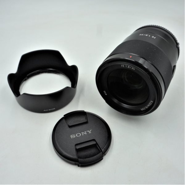 Sony FE 35mm f 1.8 Lens - Full Frame **OPEN BOX** Sale